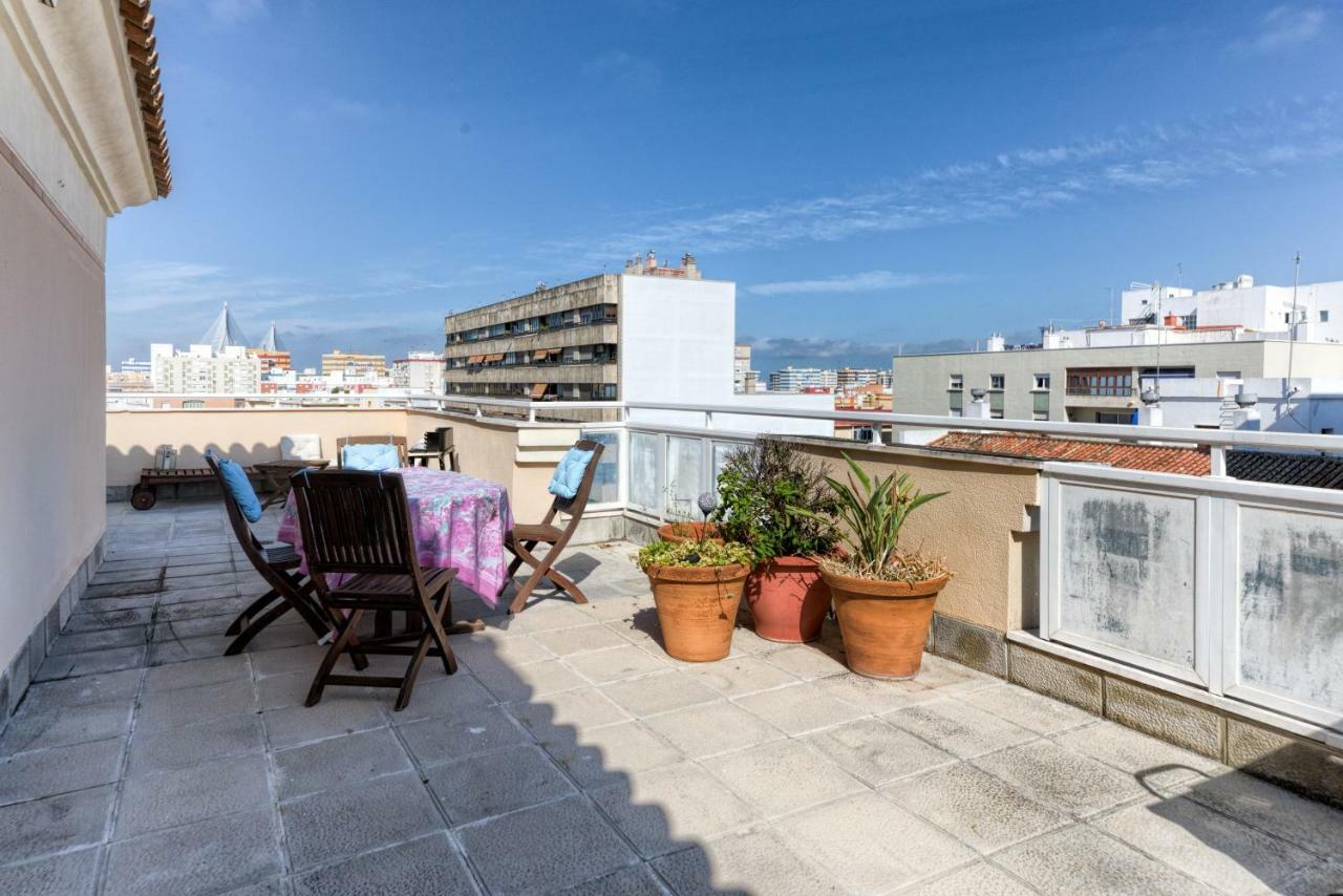 Atico Parque Kotinoussa Apartment Cadiz
